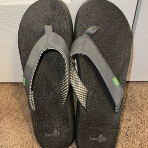 Sanuk Plaid and Gray Sandals